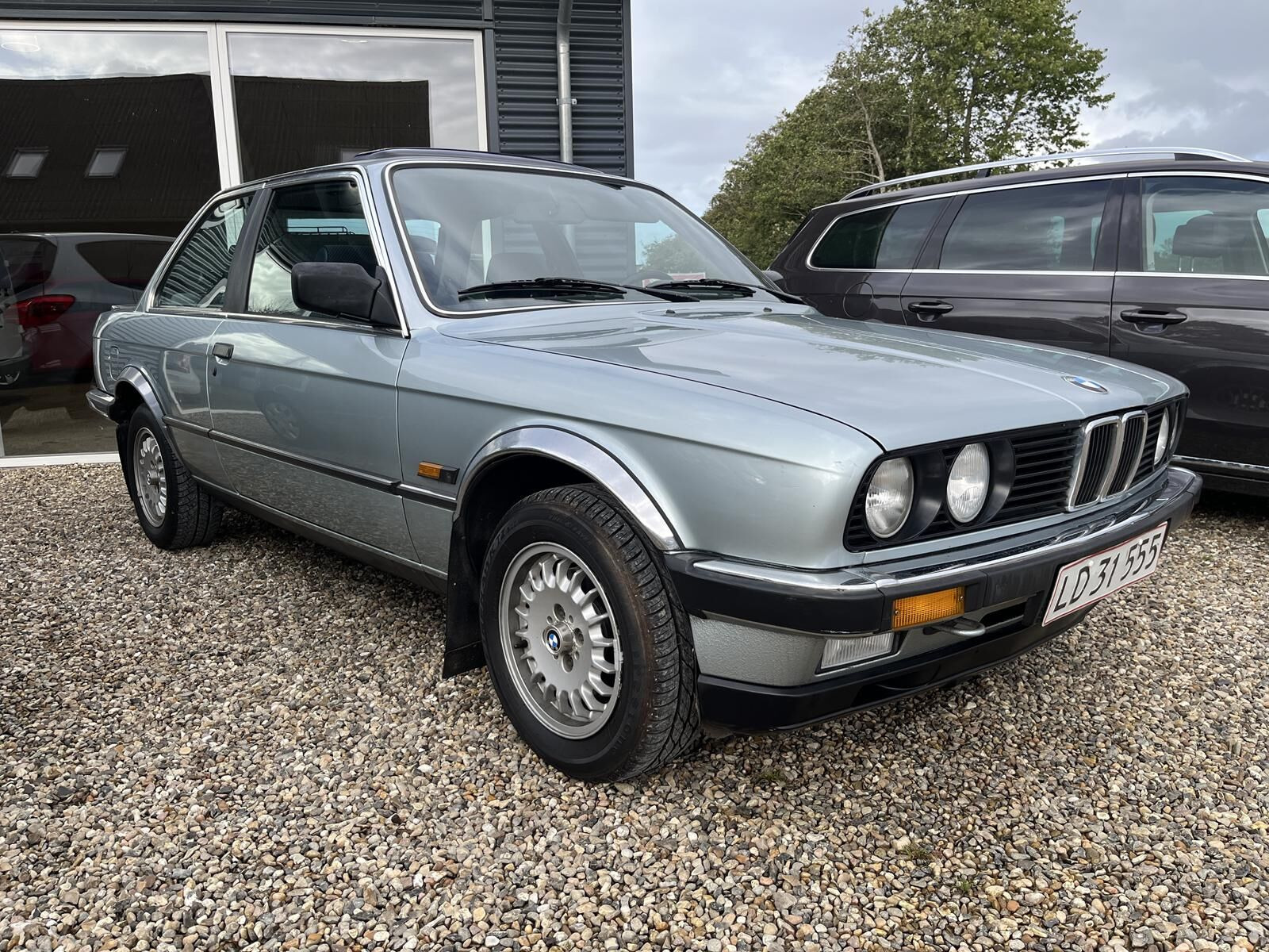 BMW 323i 2,3 150HK