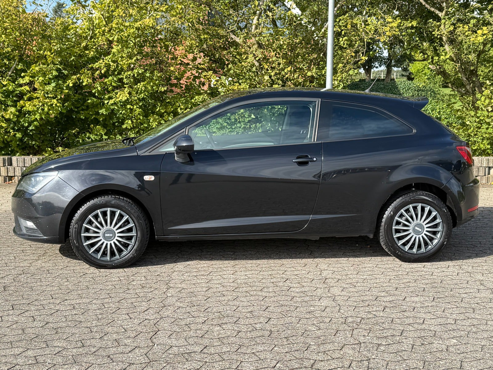 Sort Seat Ibiza fra 2014