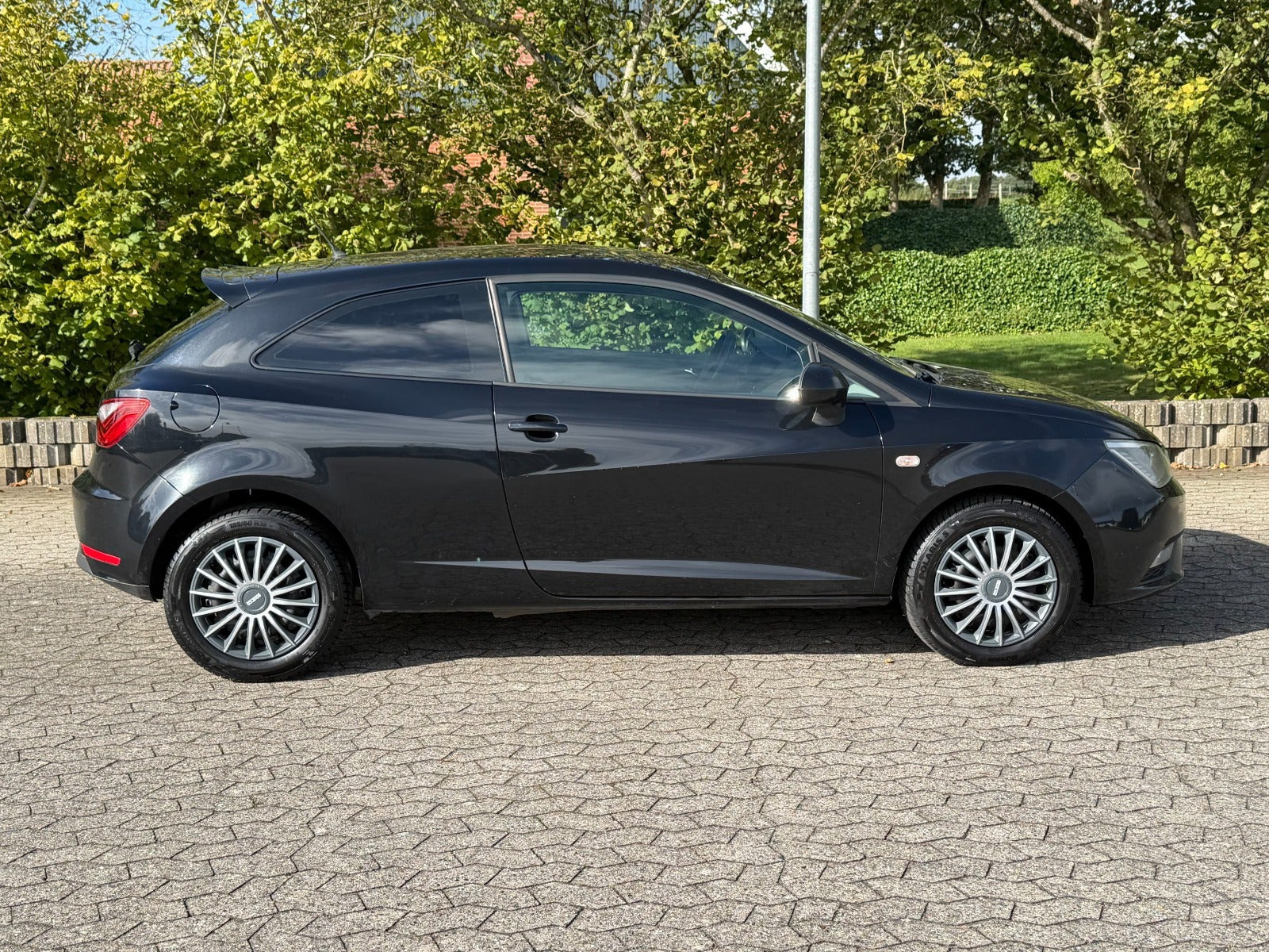 Sort Seat Ibiza fra 2014