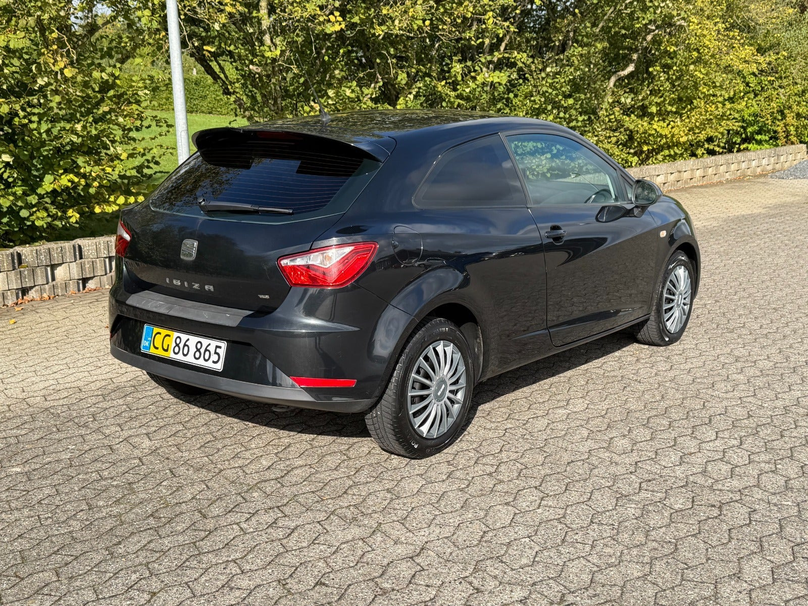 Sort Seat Ibiza fra 2014