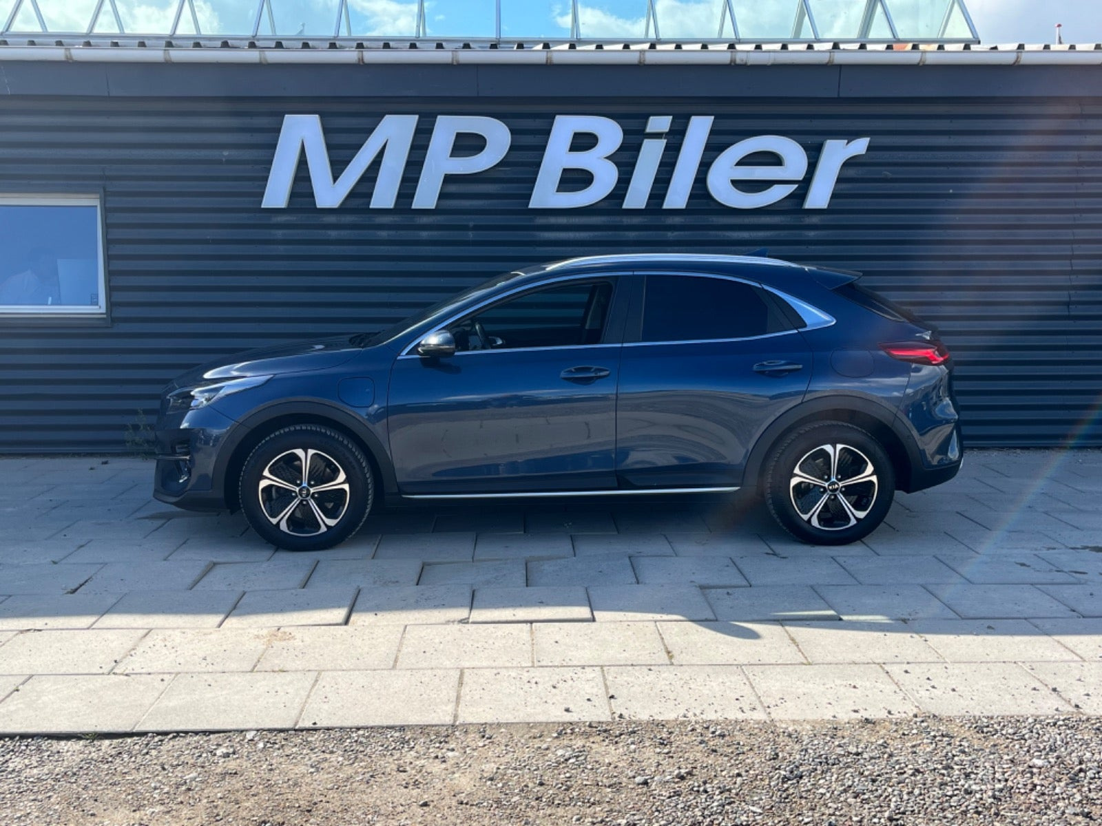 Blå Kia XCeed fra 2021