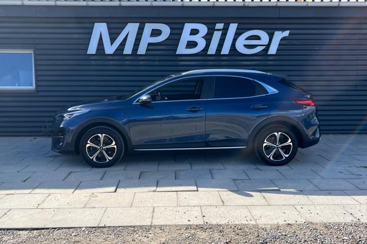 Blå Kia XCeed fra 2021