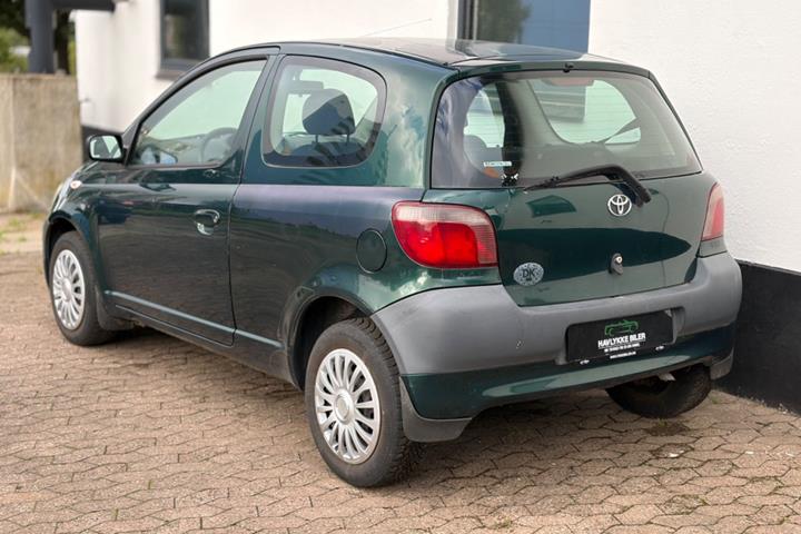 undefined Toyota Yaris fra 2002