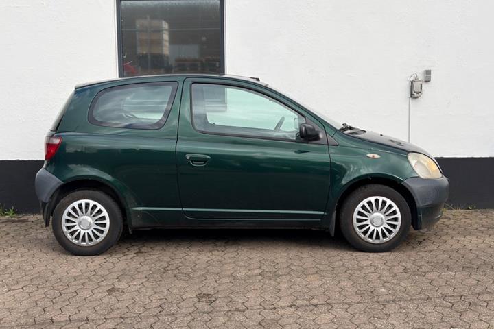 undefined Toyota Yaris fra 2002
