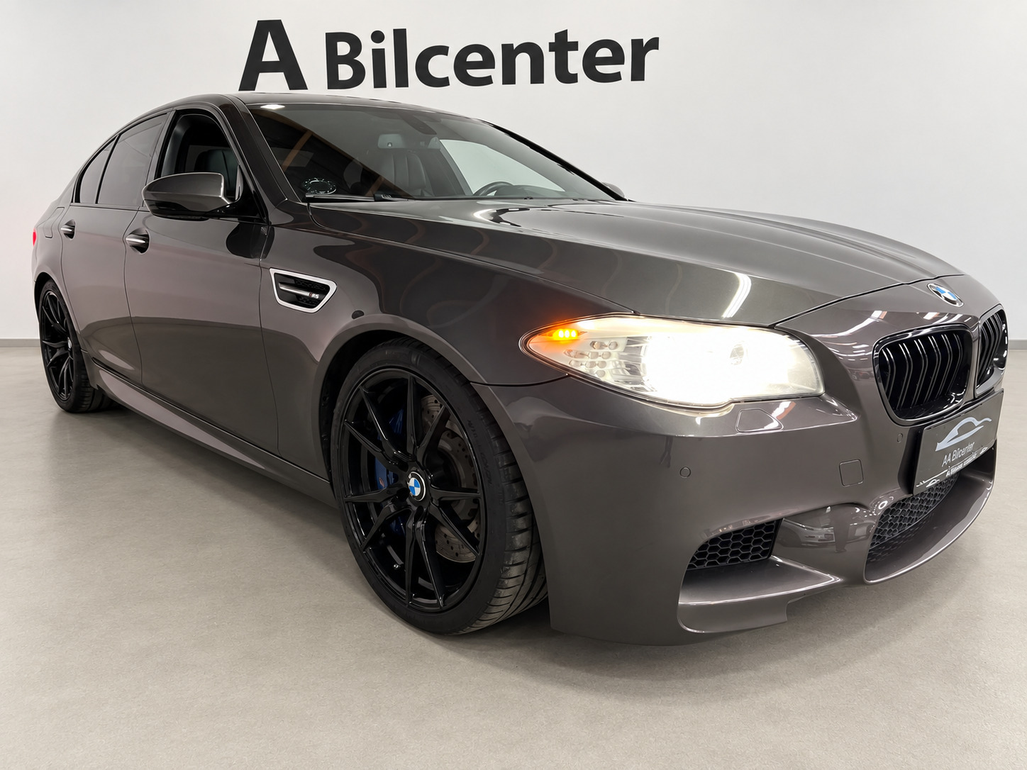 BMW M5 4,4 aut.