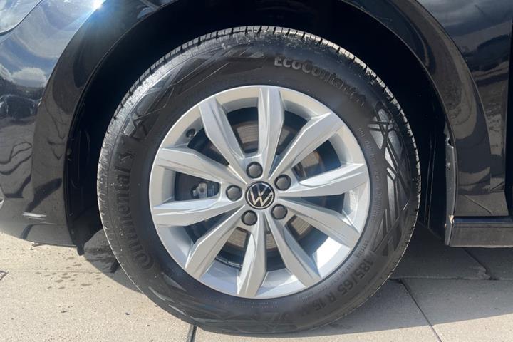 Sort VW Polo fra 2021