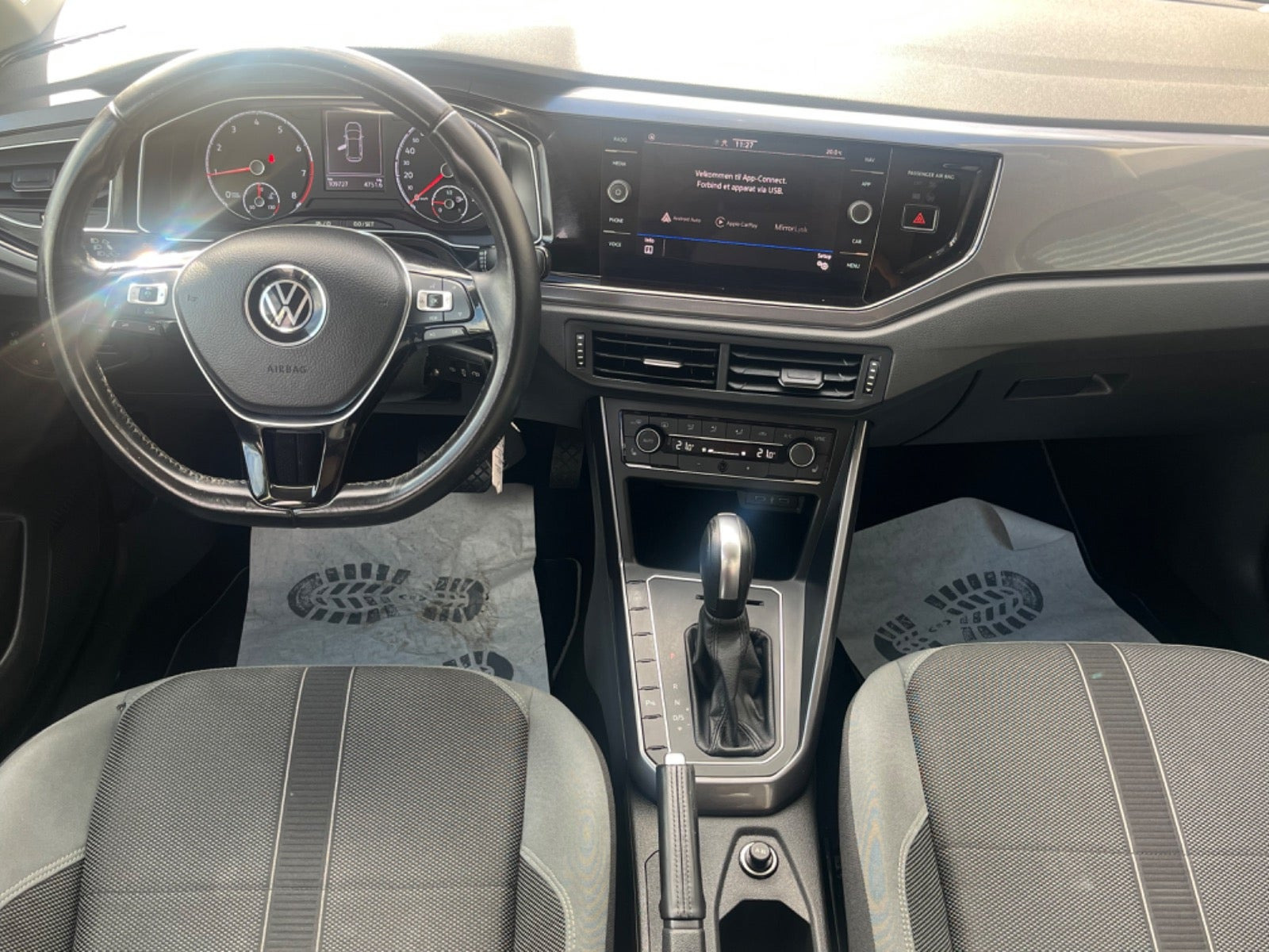Sort VW Polo fra 2021