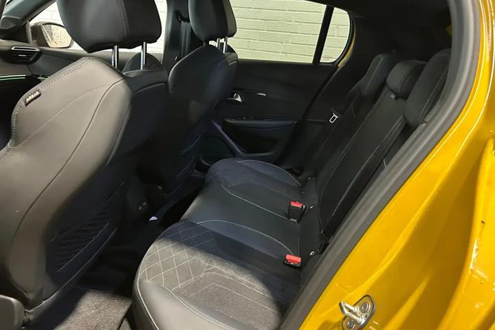undefined Peugeot e-208 fra 2023