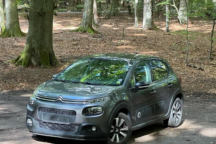 Grå Citroën C3 fra 2020