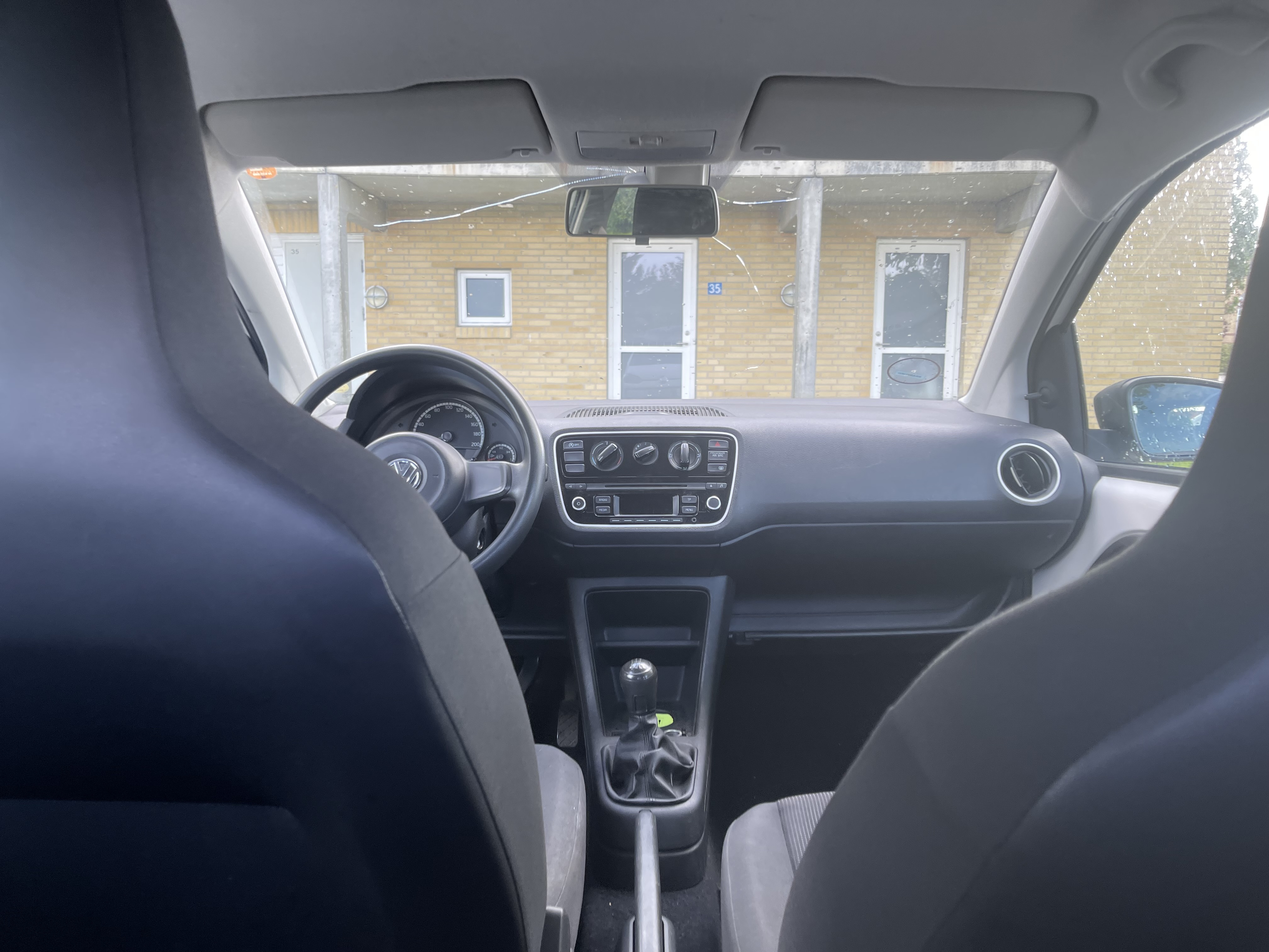 Hvid VW UP! fra 2014