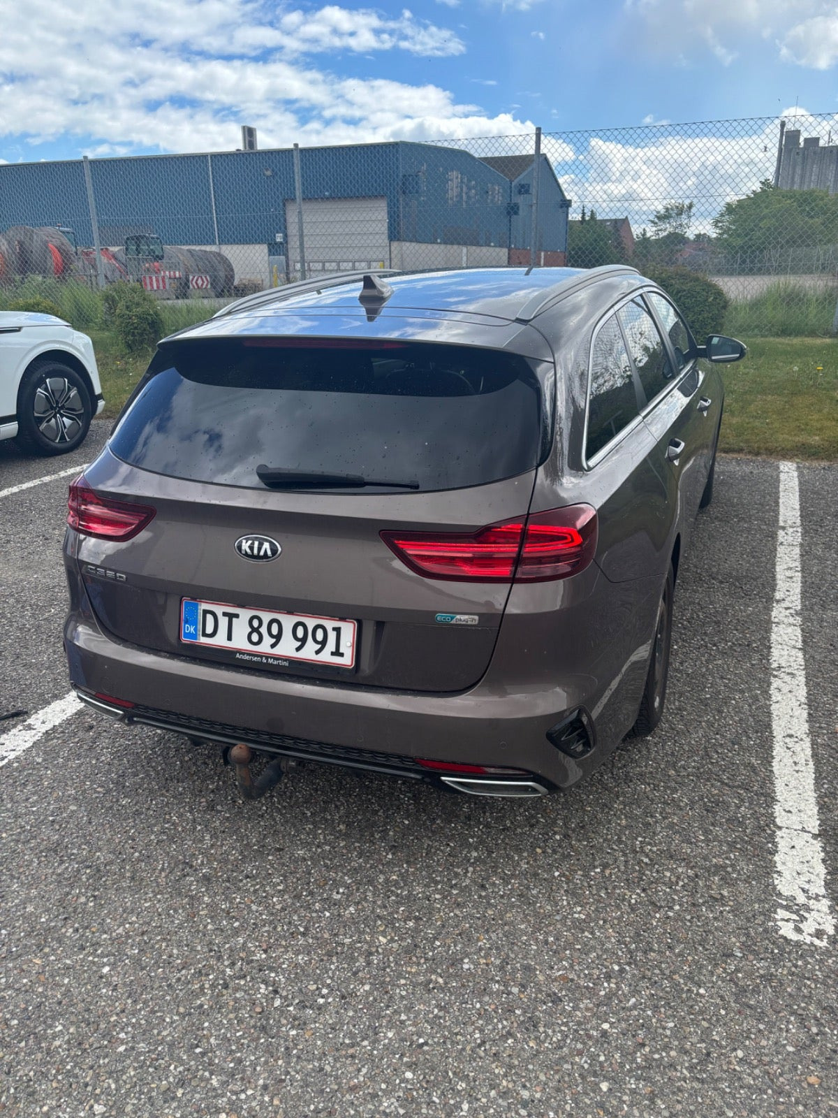 Brun Kia Ceed fra 2020