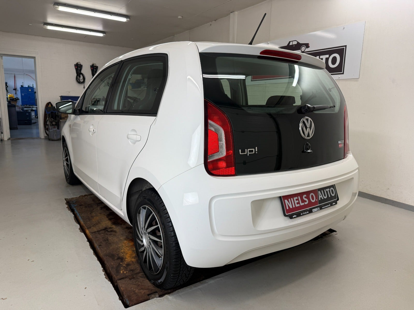 Hvid VW UP! fra 2014