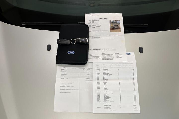 Sølv Ford C-MAX fra 2014