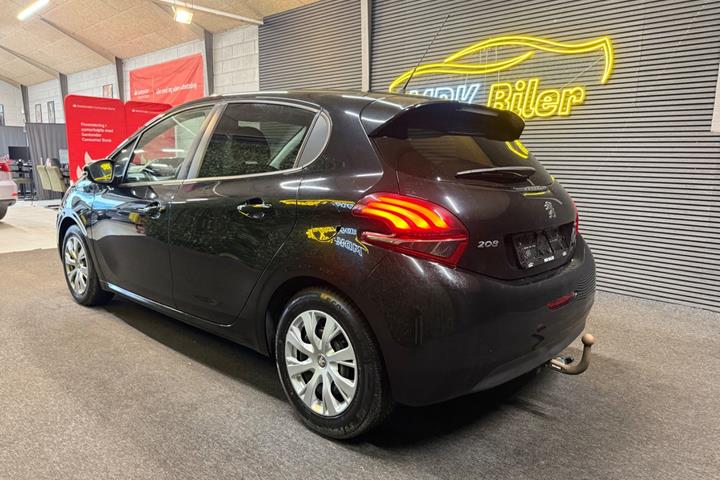 undefined Peugeot 208 fra 2018