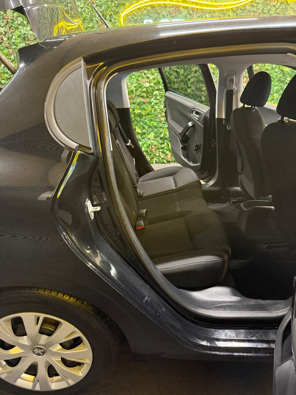 undefined Peugeot 208 fra 2018