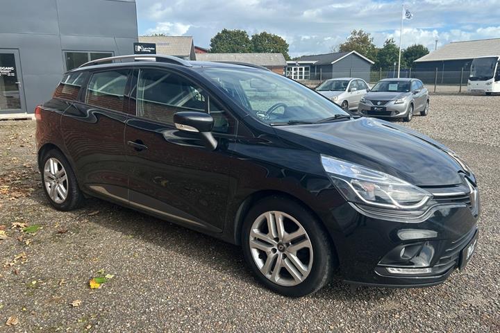 Sort Renault Clio IV fra 2019