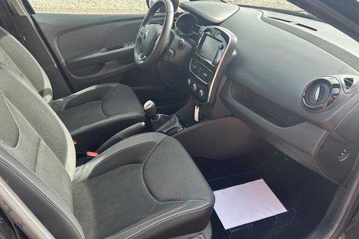 Sort Renault Clio IV fra 2019