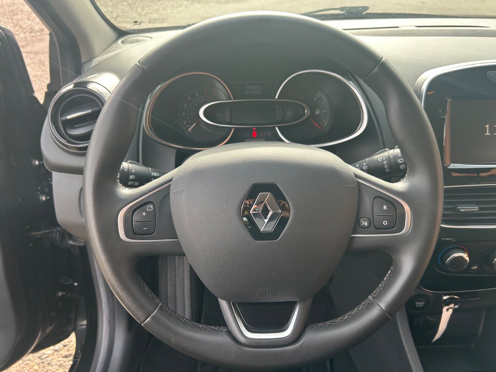Sort Renault Clio IV fra 2019
