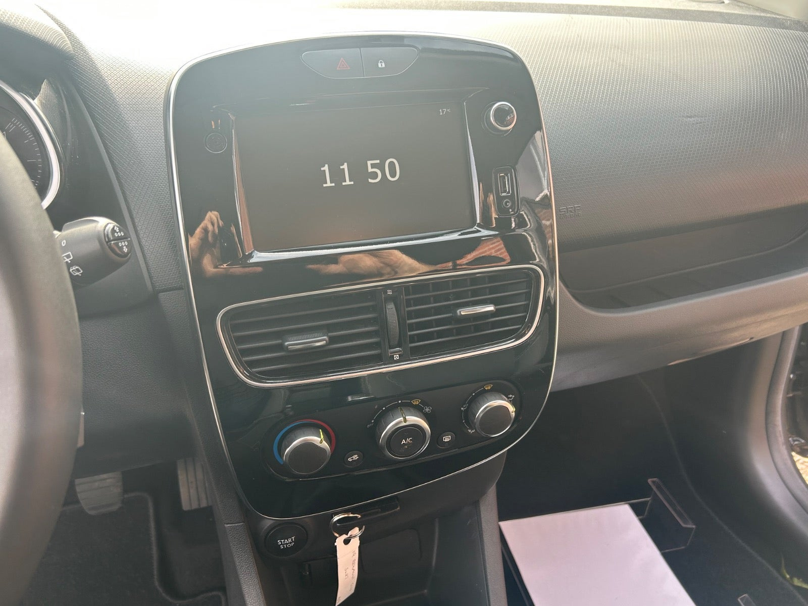 Sort Renault Clio IV fra 2019