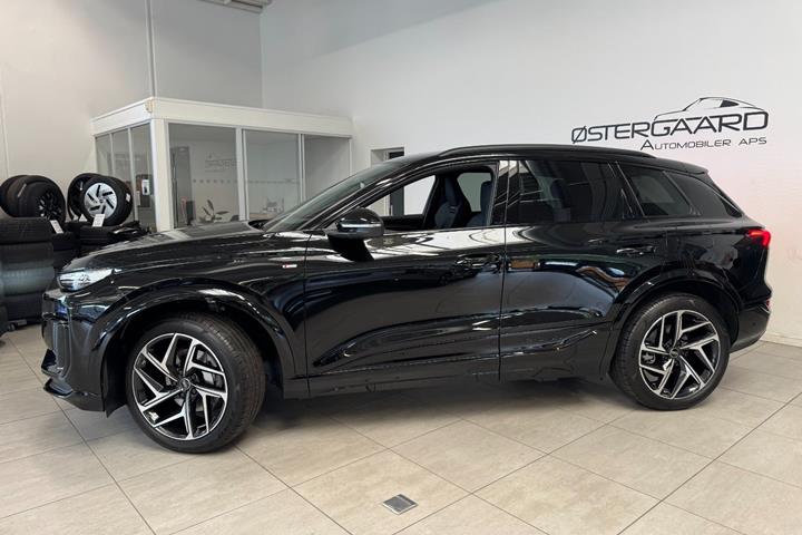 Sort Audi Q6 e-tron fra 2027