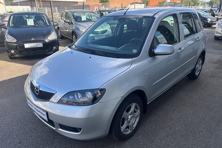 Sølv Mazda 2 fra 2007