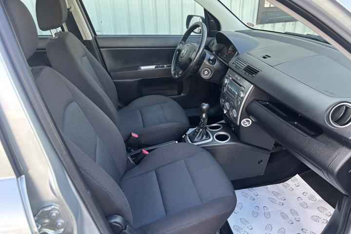 Sølv Mazda 2 fra 2007