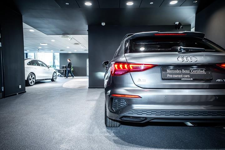Grå Audi A3 fra 2021