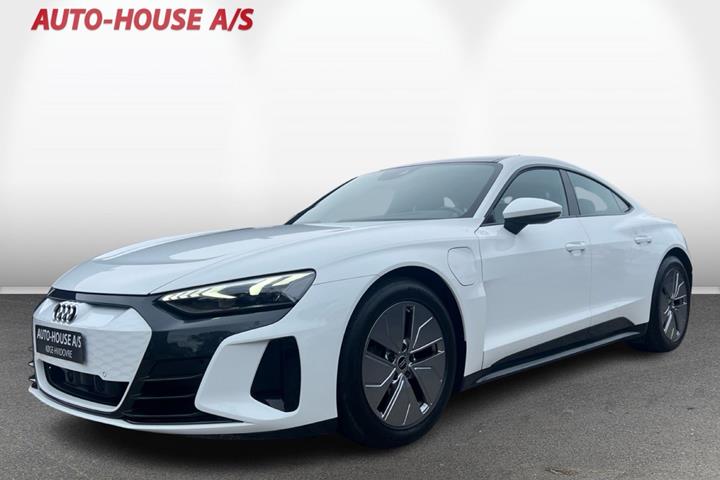 Hvid Audi e-tron GT fra 2024