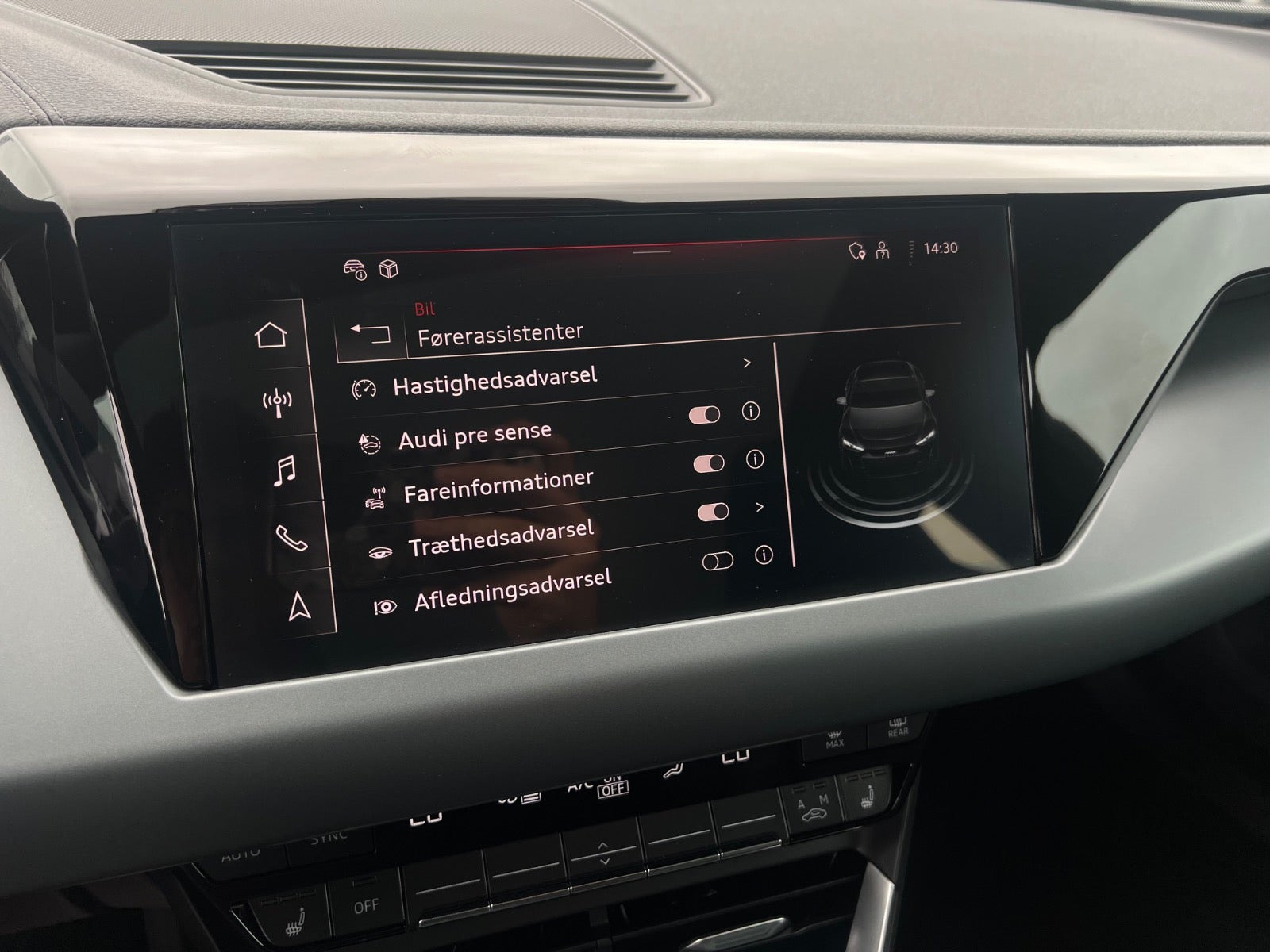 Hvid Audi e-tron GT fra 2024
