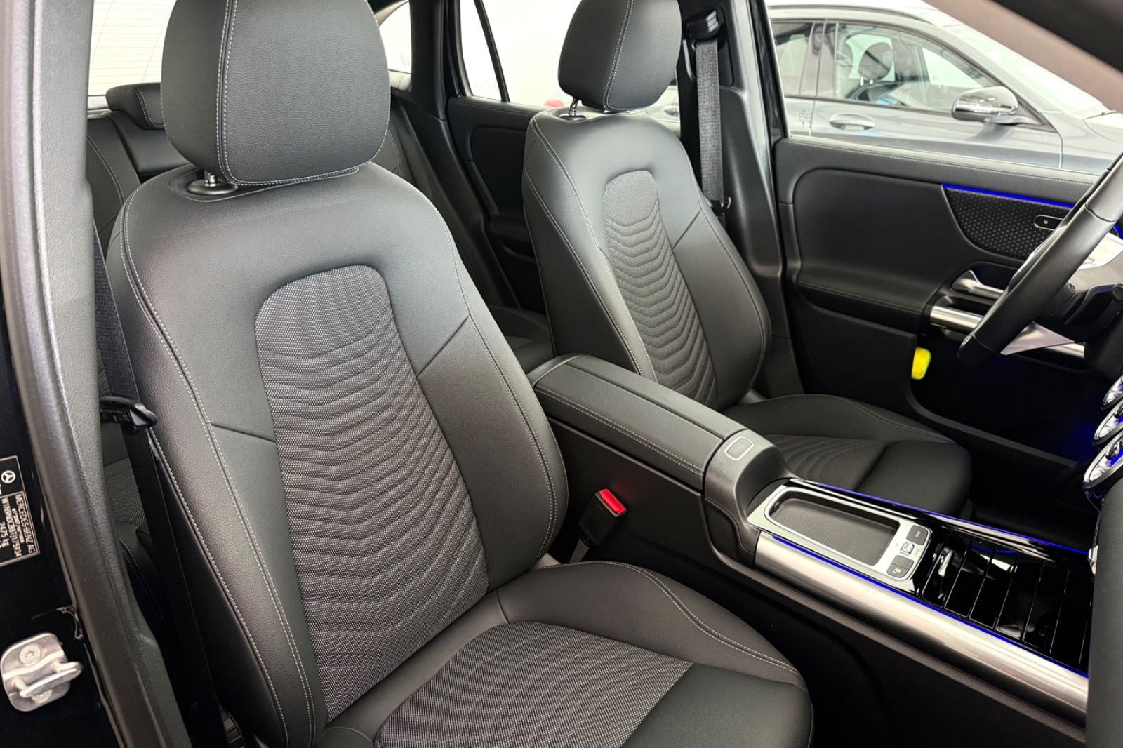 Sort Mercedes EQA250+ fra 2026