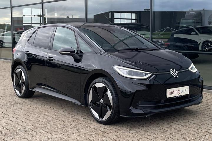 Sort VW ID.3 fra 2026 set udefra