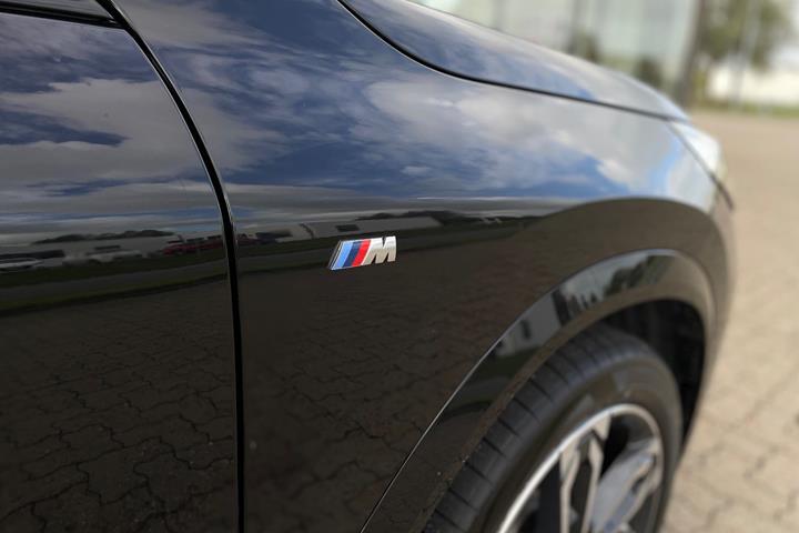 Sort BMW iX2 fra 2025