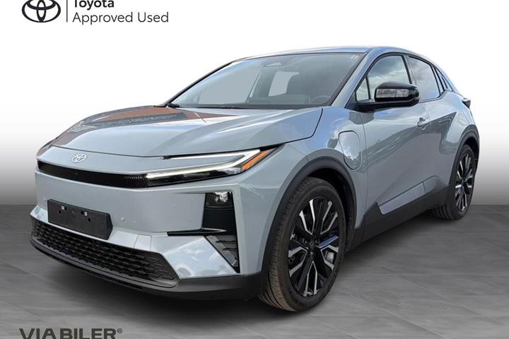Grå Toyota Toyota C-HR+ fra 2026 set udefra