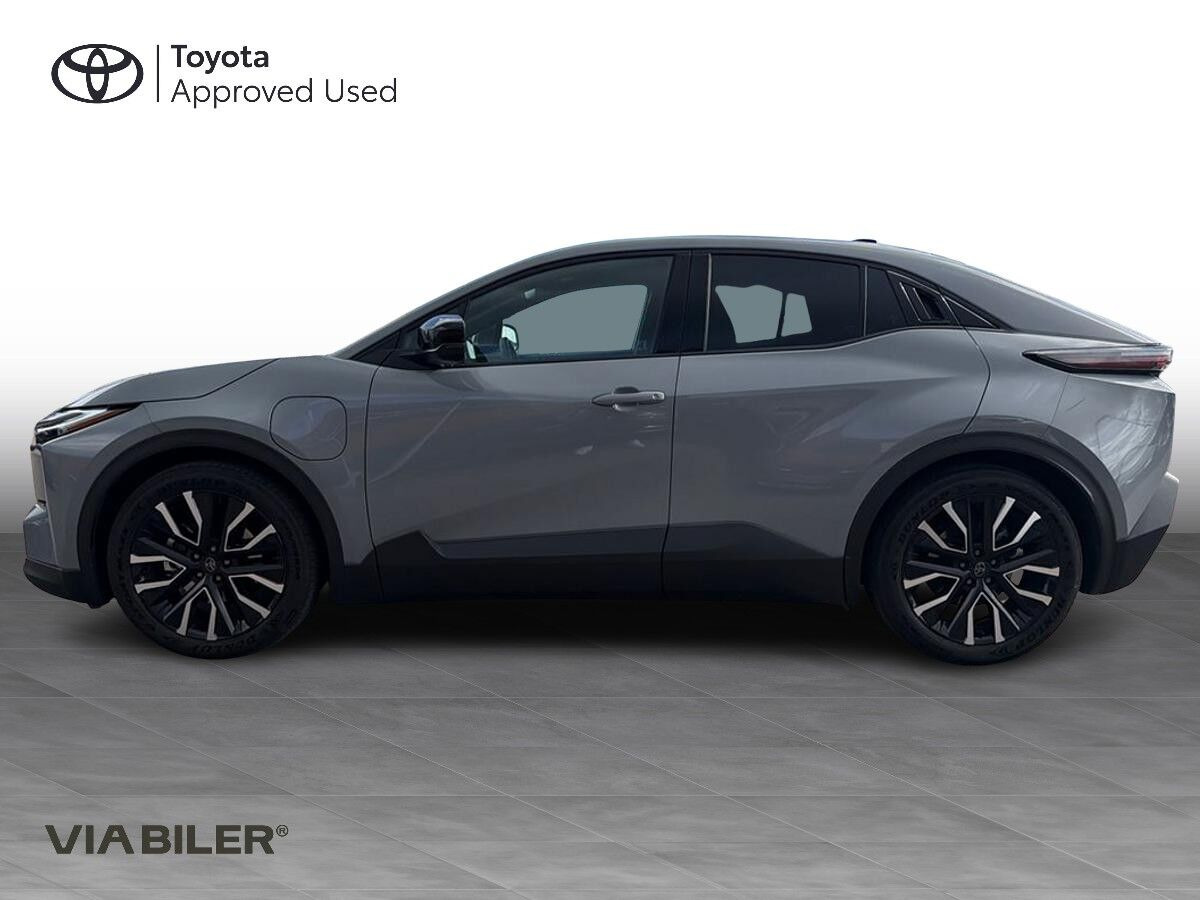 Grå Toyota Toyota C-HR+ fra 2026