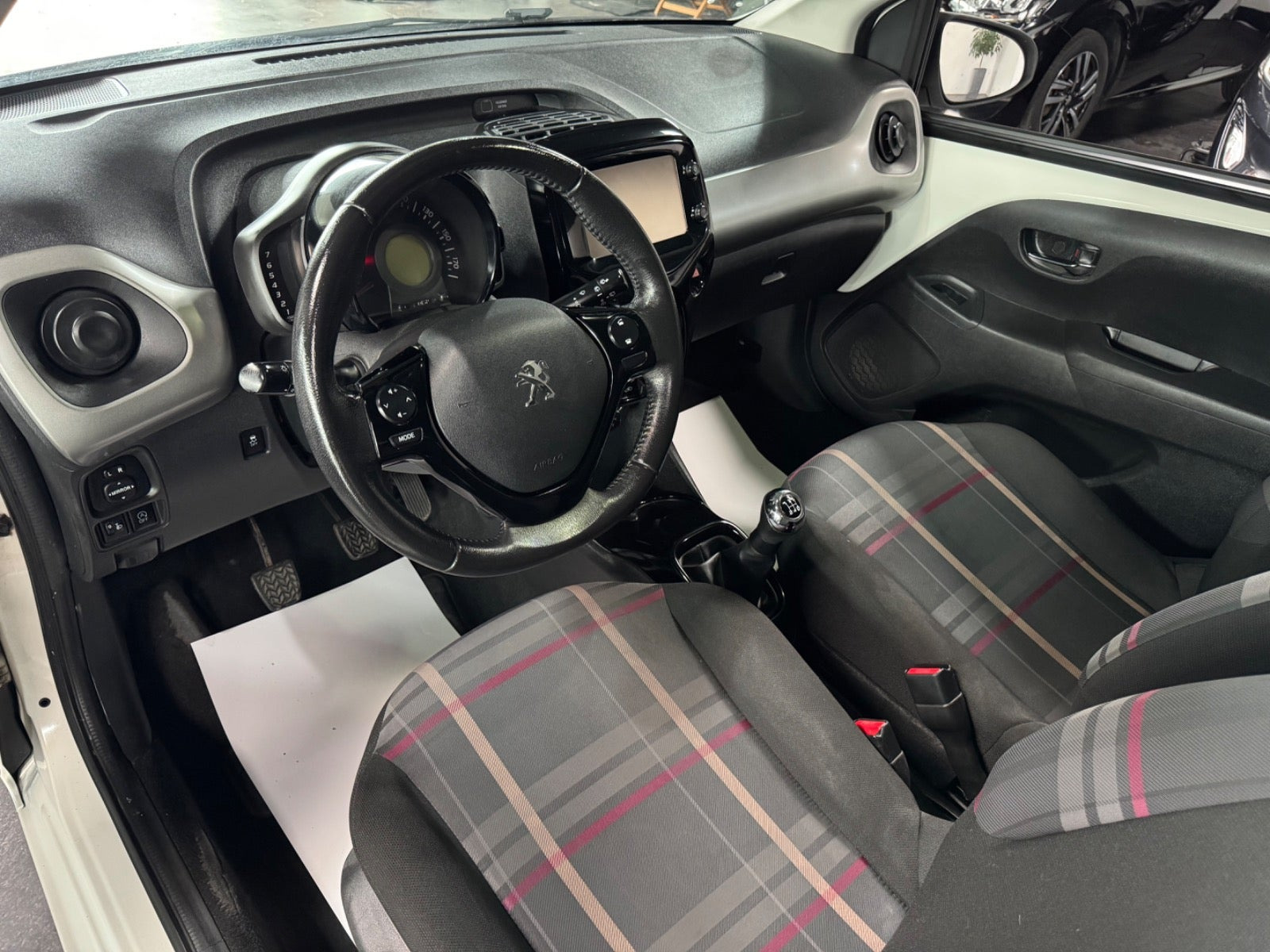 undefined Peugeot 108 fra 2016
