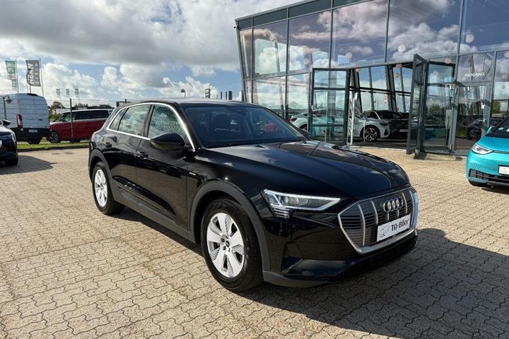 Sort Audi e-tron fra 2022