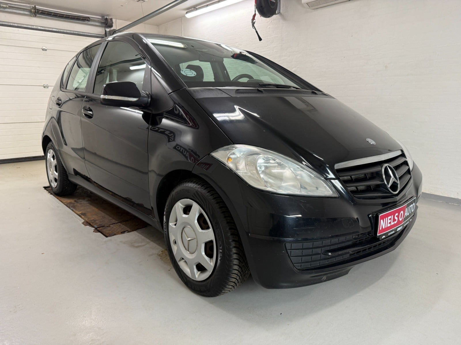 Sort Mercedes A180 fra 2009