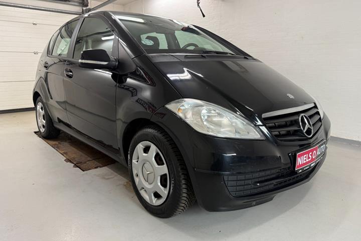 Sort Mercedes A180 fra 2009