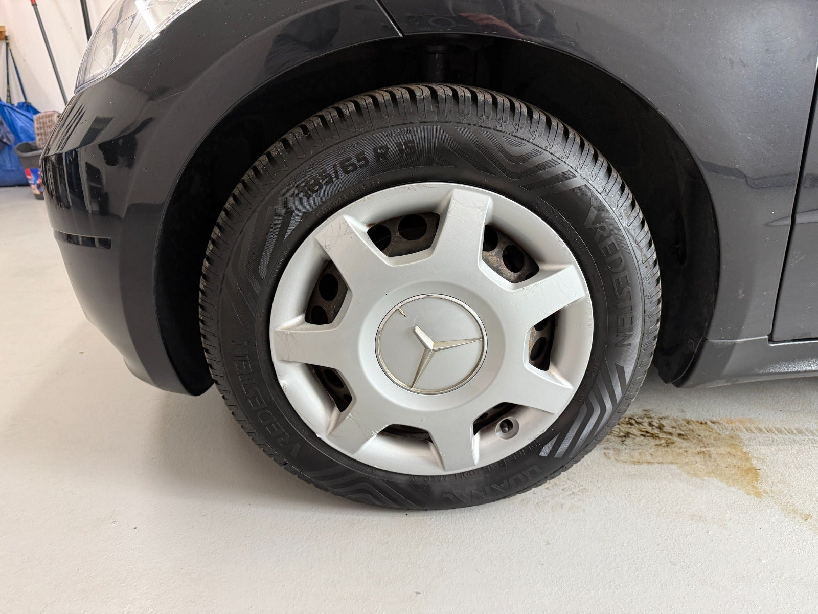 Sort Mercedes A180 fra 2009