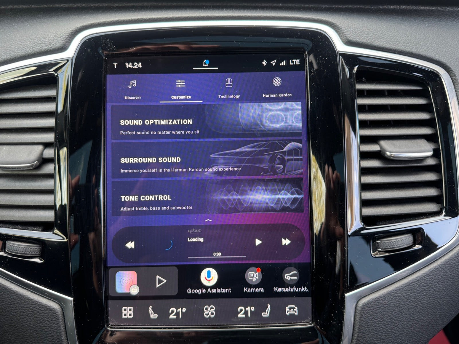Grå Volvo XC90 fra 2023