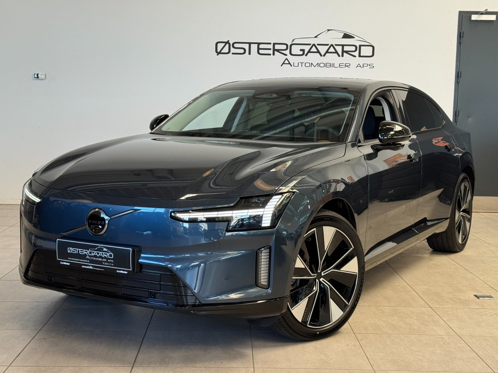 Volvo ES90 Extended Range Plus