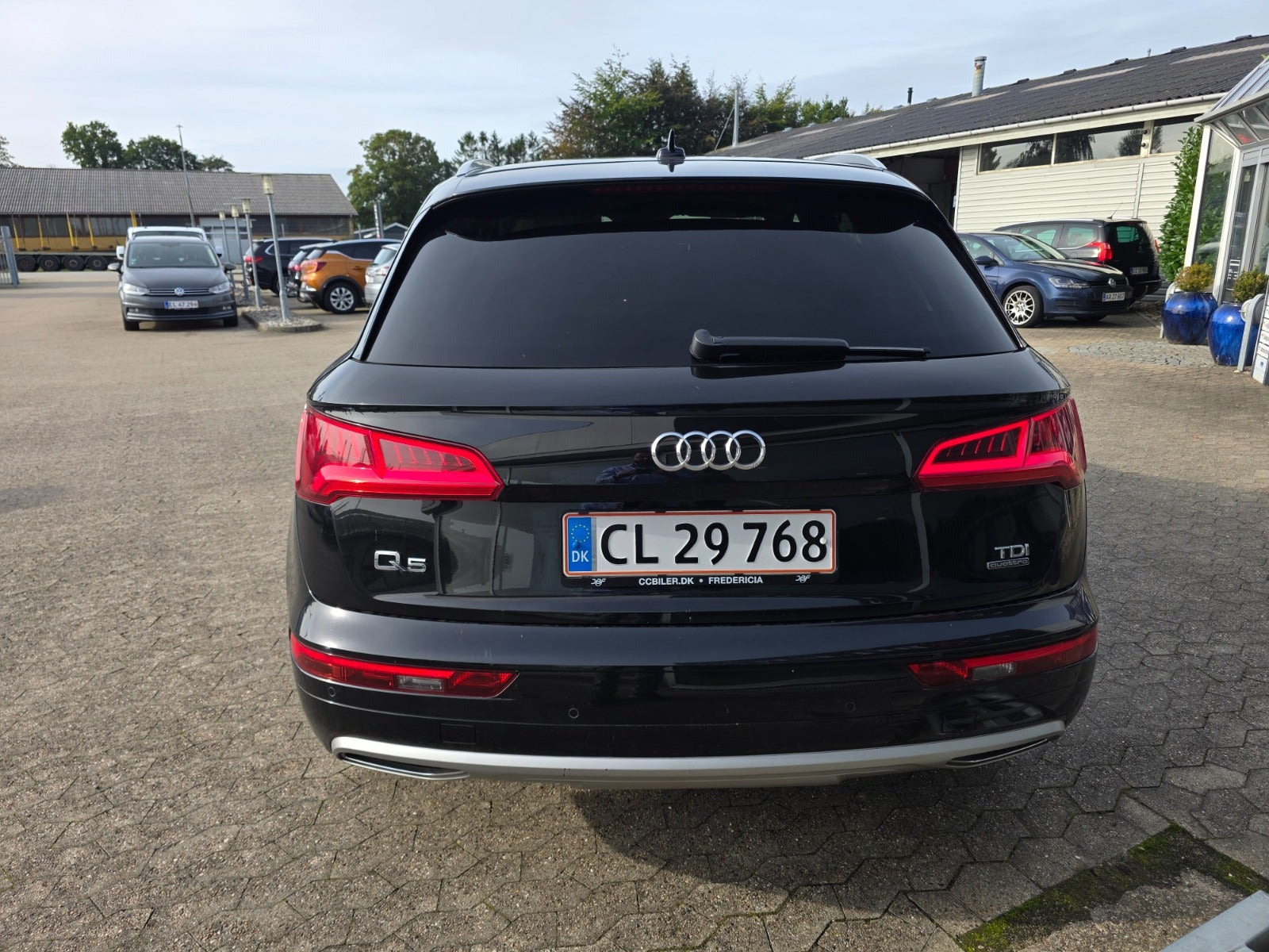 Sort Audi Q5 fra 2017