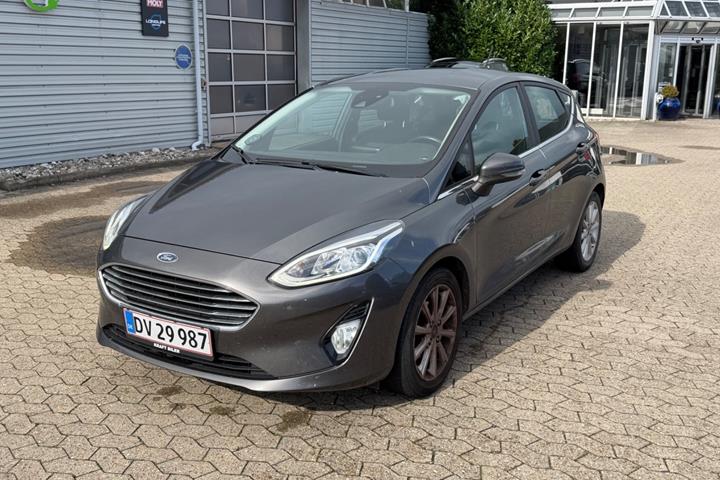 Grå Ford Fiesta fra 2018
