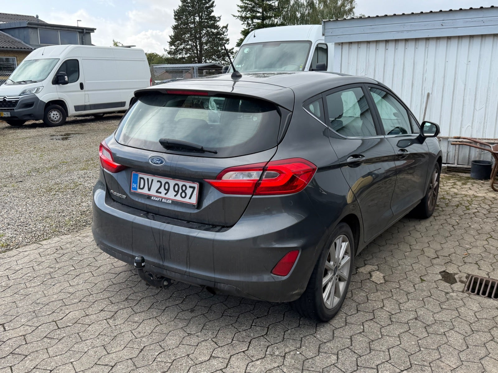 Grå Ford Fiesta fra 2018