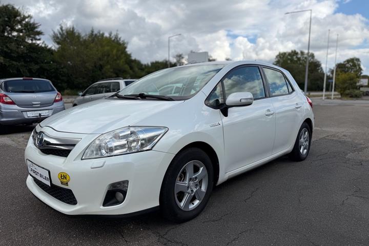 undefined Toyota Auris fra 2010