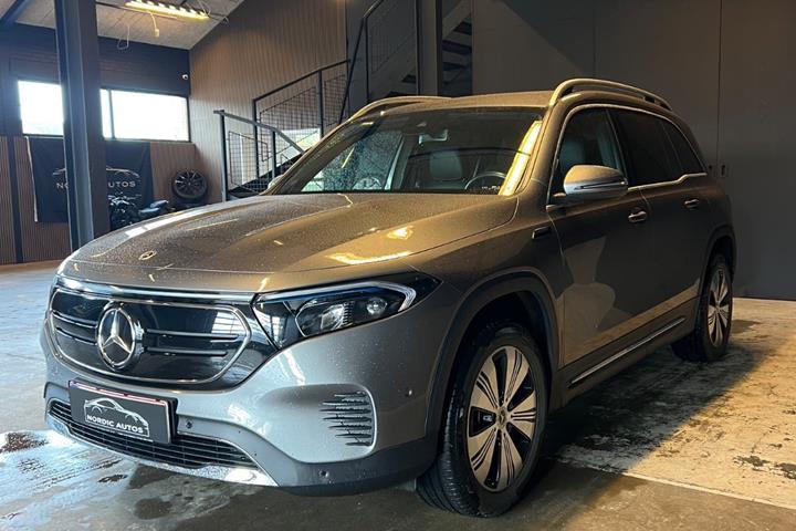 Grå Mercedes EQB250 fra 2022