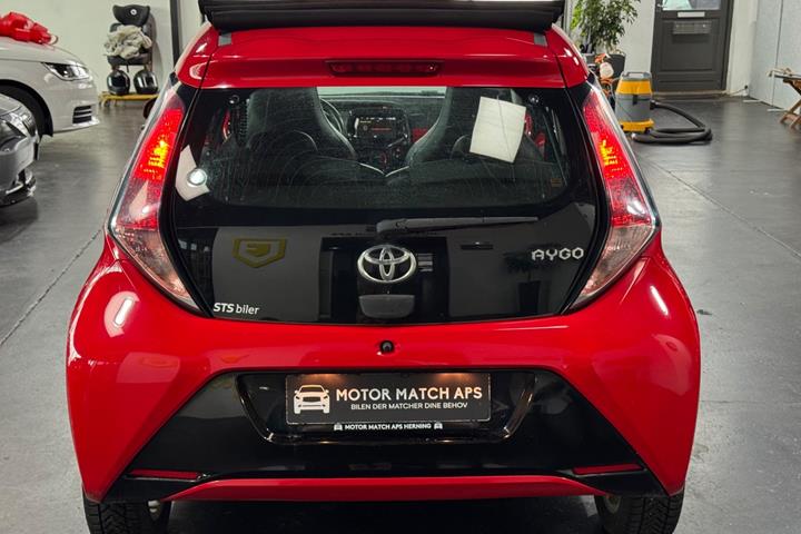 undefined Toyota Aygo fra 2015
