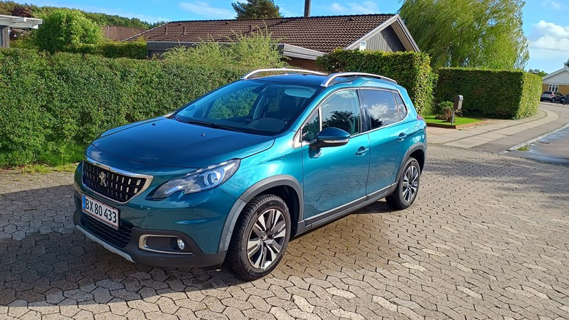 Peugeot 2008 1.2 e-THP 110 hk Crossover