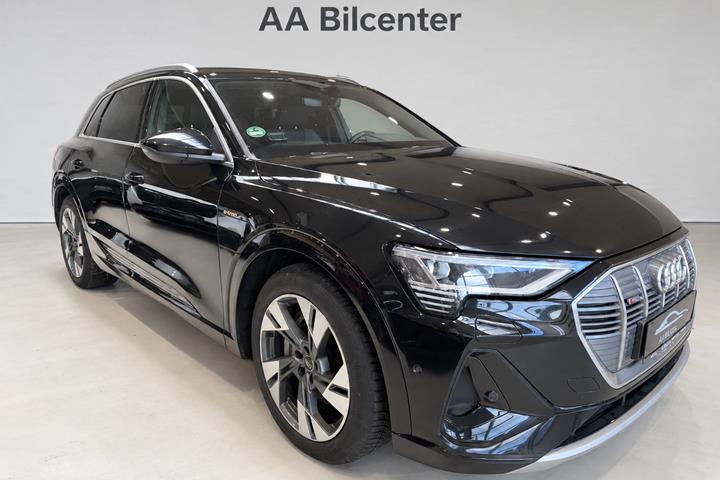 Sort Audi e-tron fra 2023