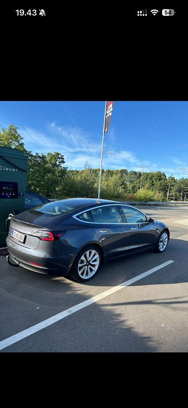 undefined Tesla Model 3 fra 2019
